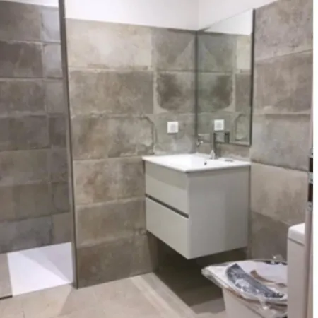 Location Tres Agreable T2 Neuf *