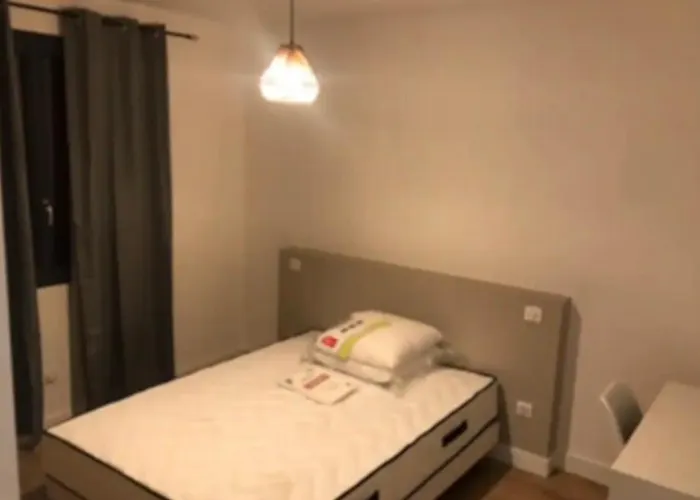 Appartement Location Tres Agreable T2 Neuf *